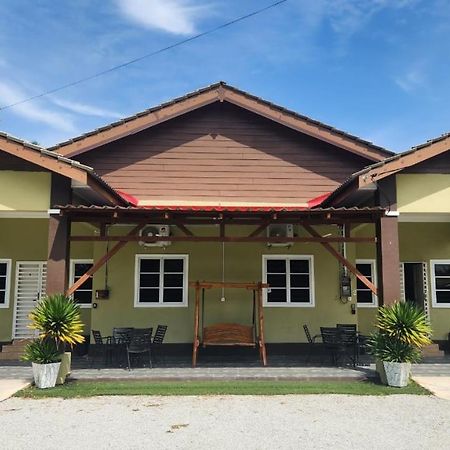 Nipah Homestay Kuala Besut Esterno foto