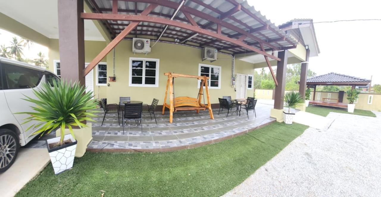 Nipah Homestay Kuala Besut Esterno foto